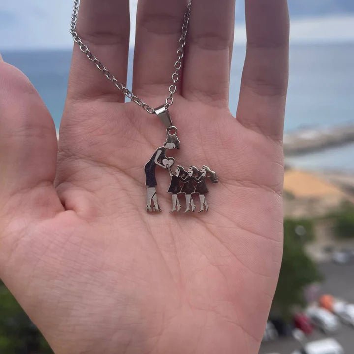 Handgemaakte Ketting 'Moeder & Kinderen'