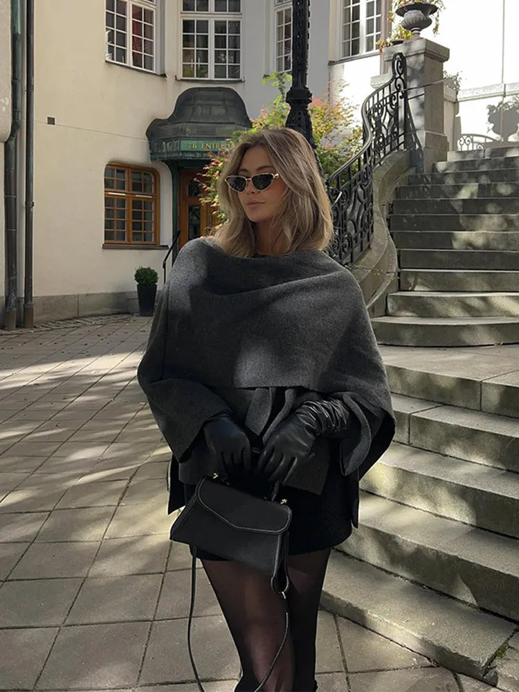 Versa Cape Jas