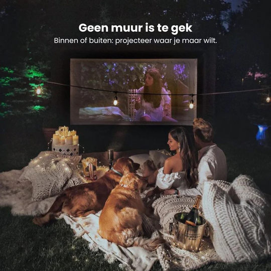 Kleine Thuisbioscoop Projector